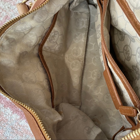 Grayson Satchel | Michael Kors - Picture 13 of 16